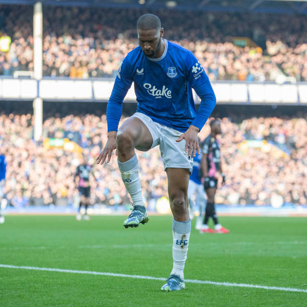 尤其是在球 尤其是在球