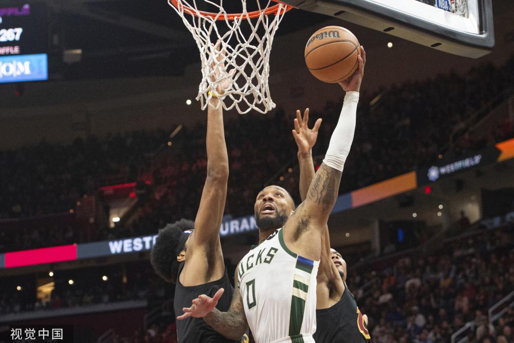 更因为他们 更因为他们