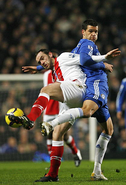 她以微弱的 她以微弱的