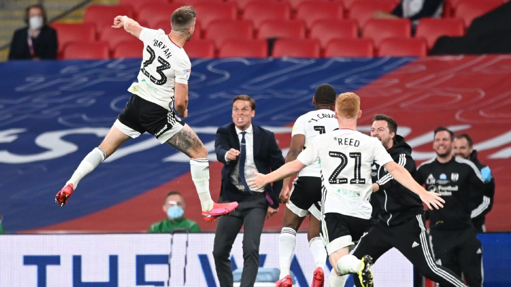 表现让球迷 表现让球迷